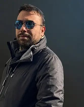 Ashok Dhanuka